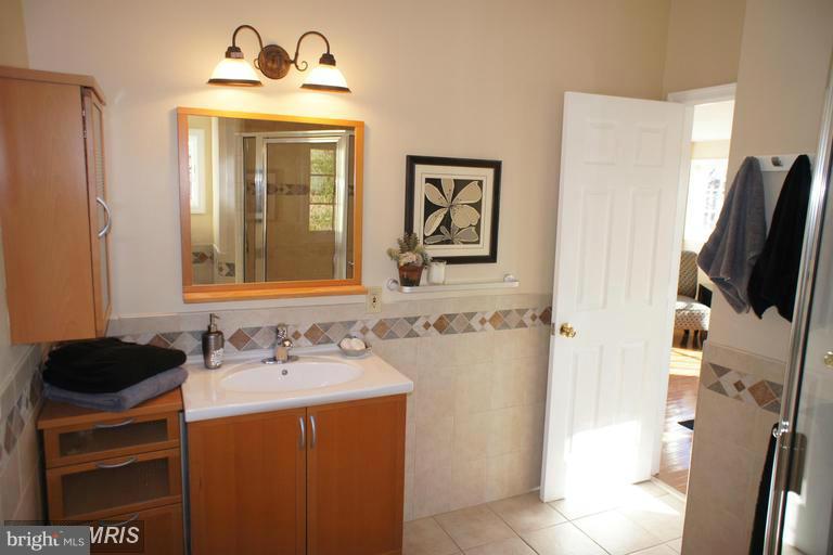 OAKCREST - Residential Lease