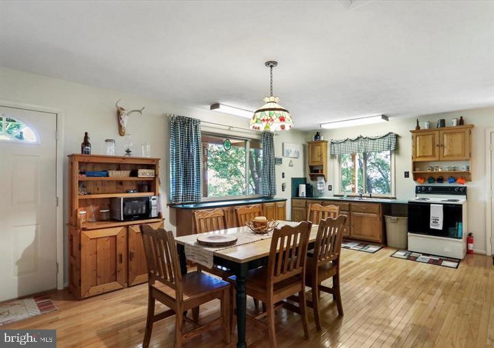OAKMONT - Residential