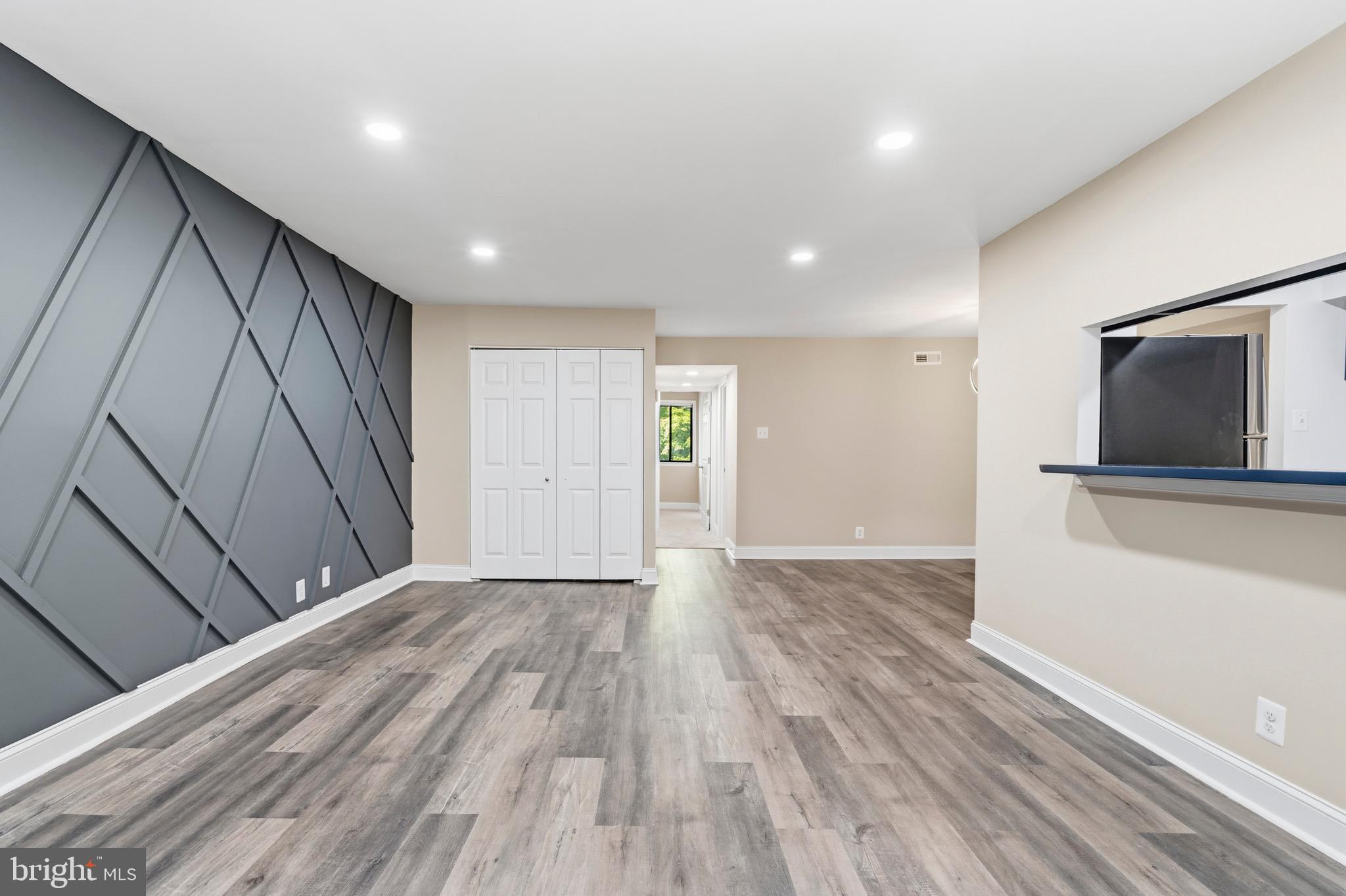 STONEGATE CONDO- PHASE I - Residential