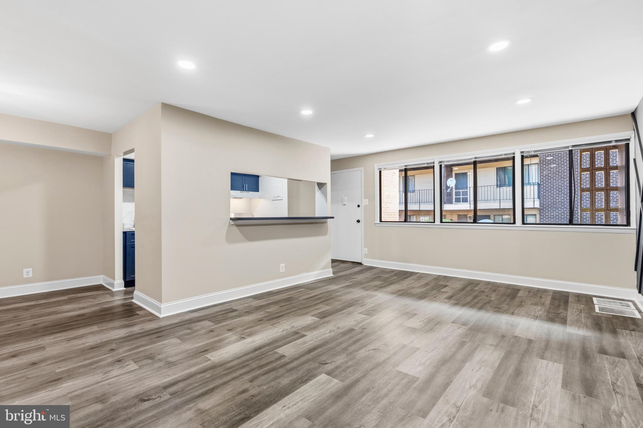 STONEGATE CONDO- PHASE I - Residential