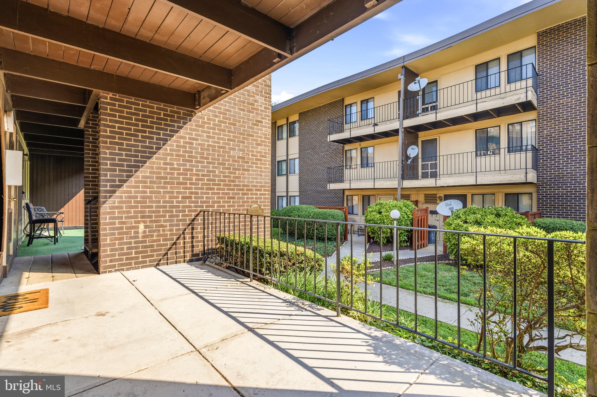 STONEGATE CONDO- PHASE I - Residential
