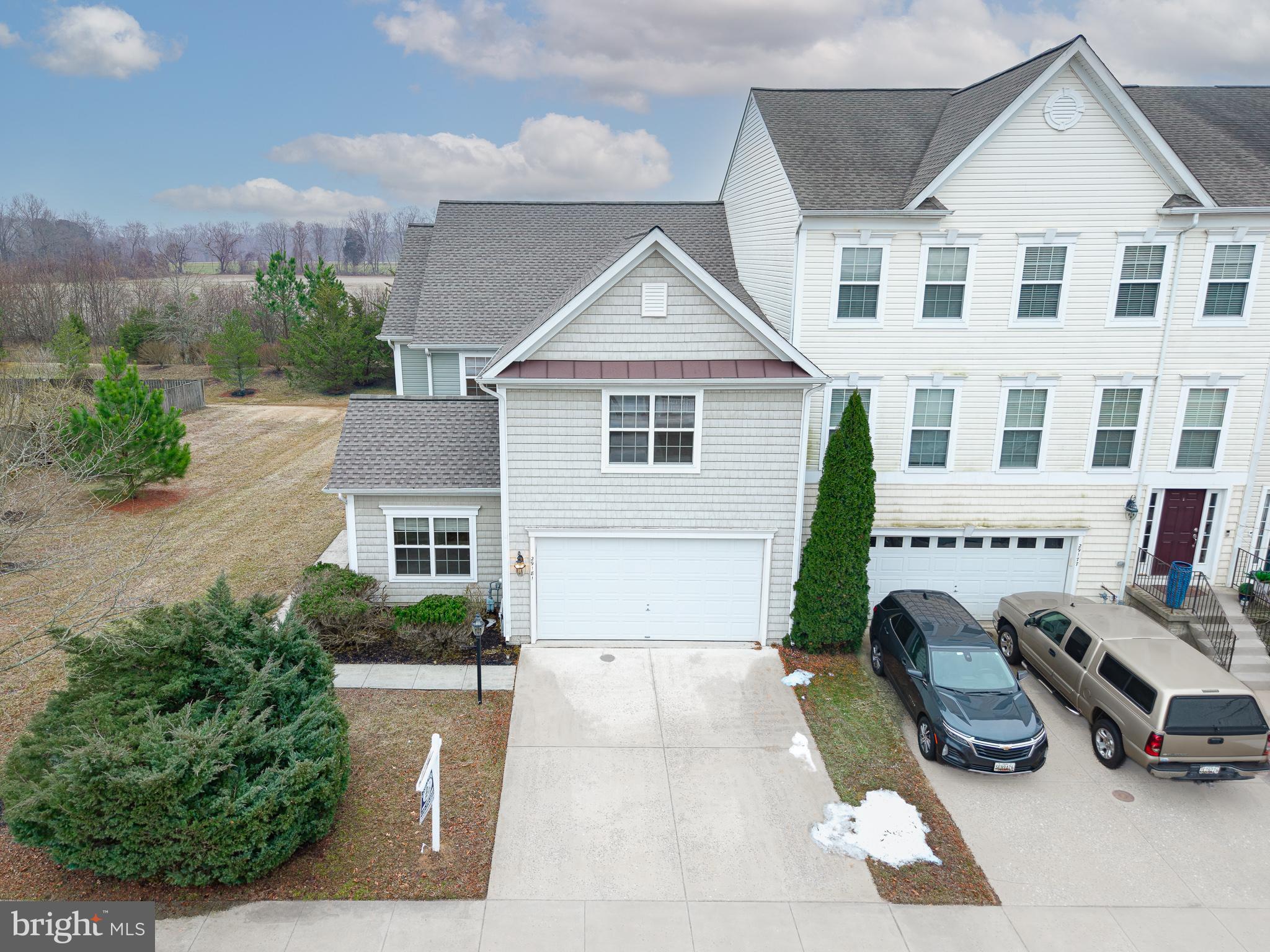 LAKELANDS AT EASTON - Residential