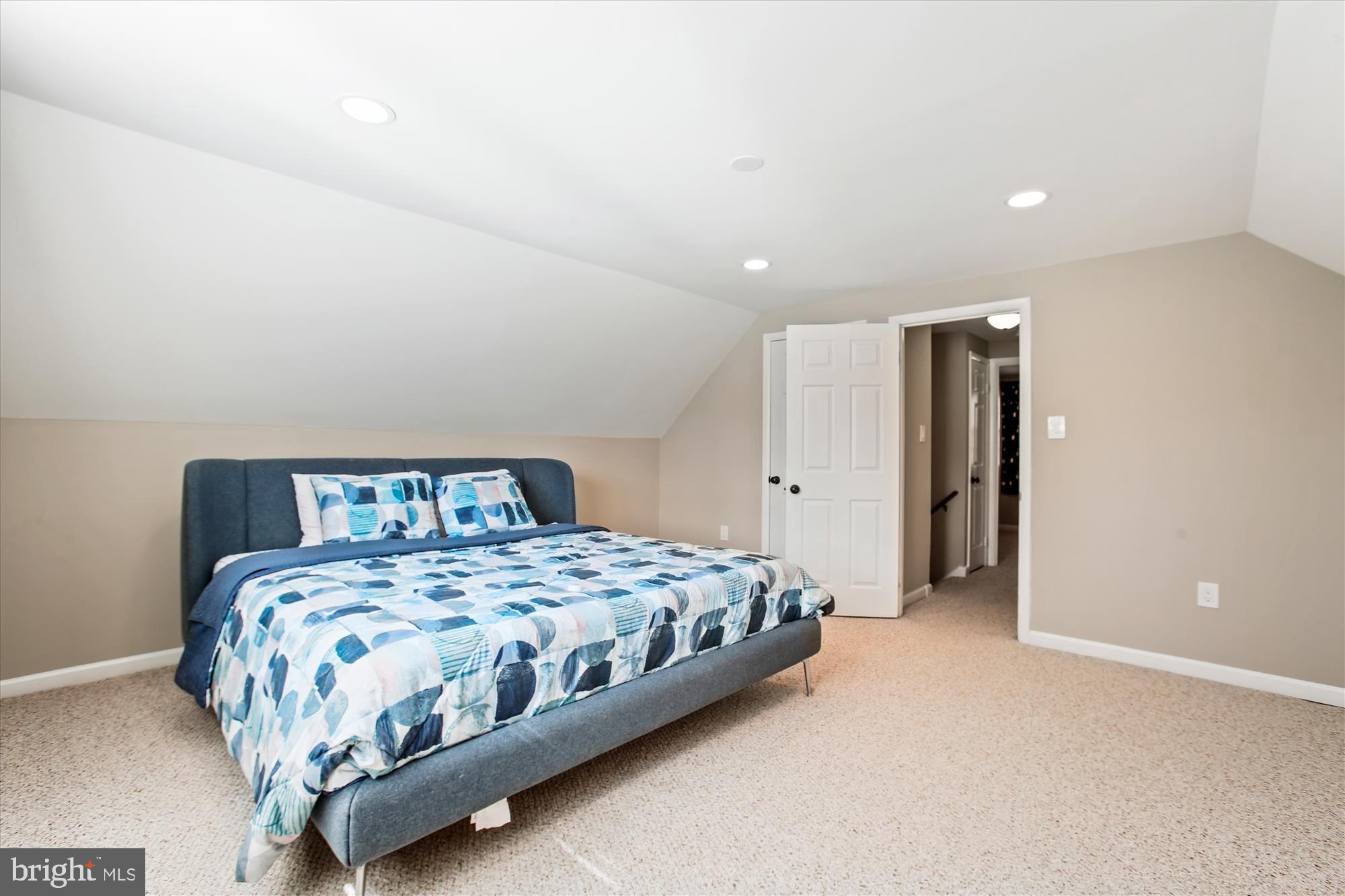 WOODLAWN TERRACE - Residential