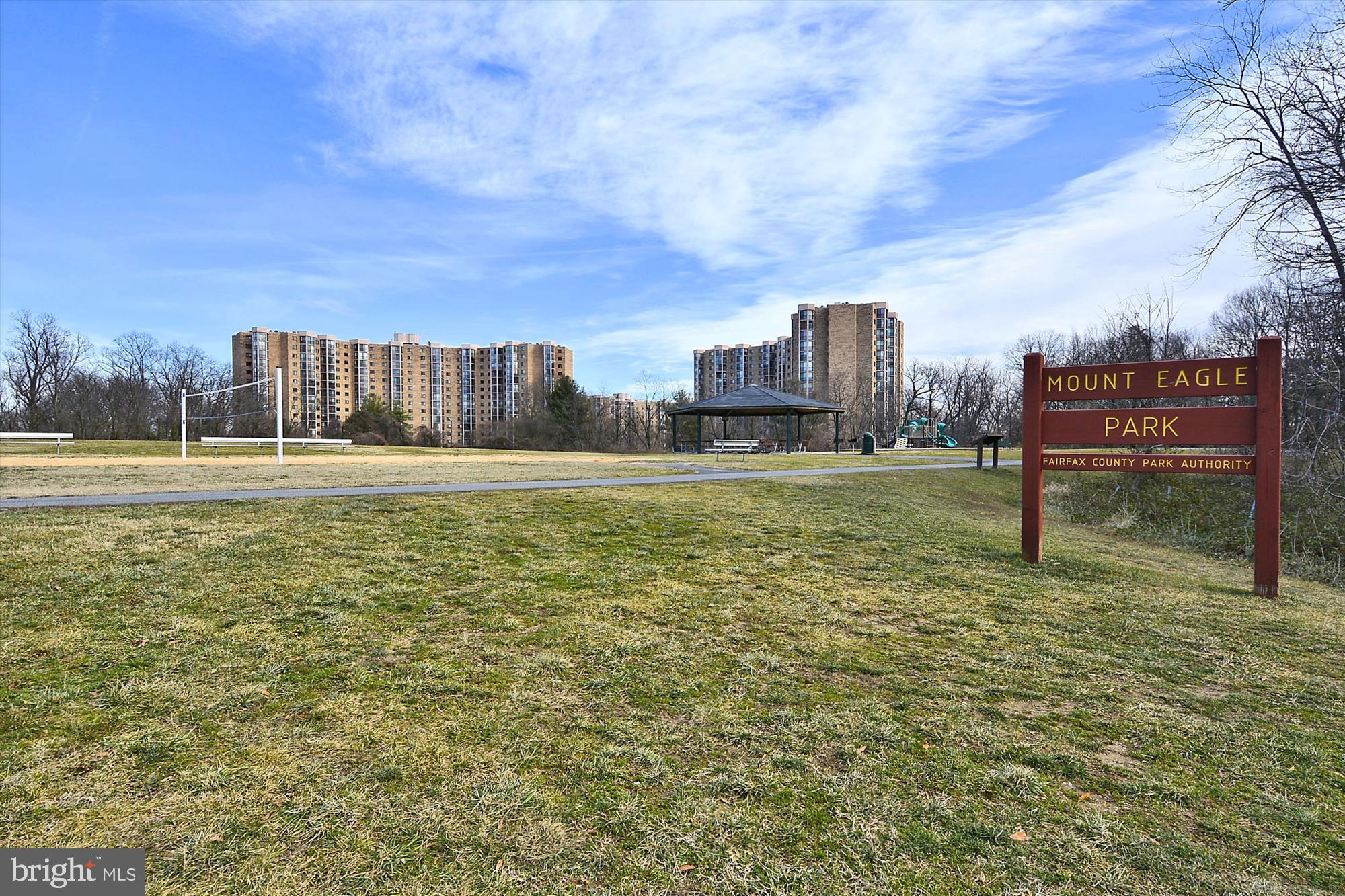 WOODLAWN TERRACE - Residential