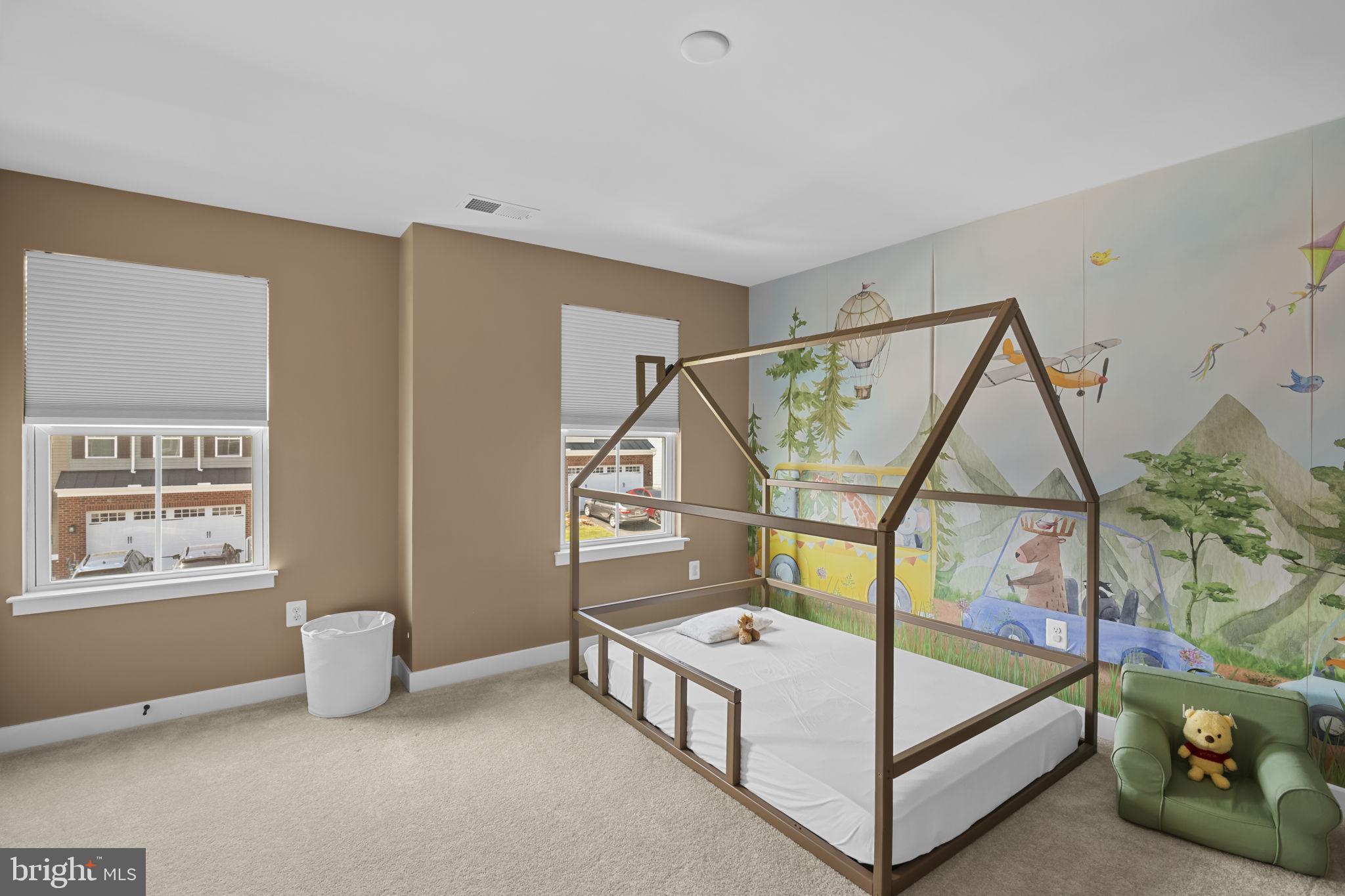 JAMES RUN CARRIAGE HOMES - Residential