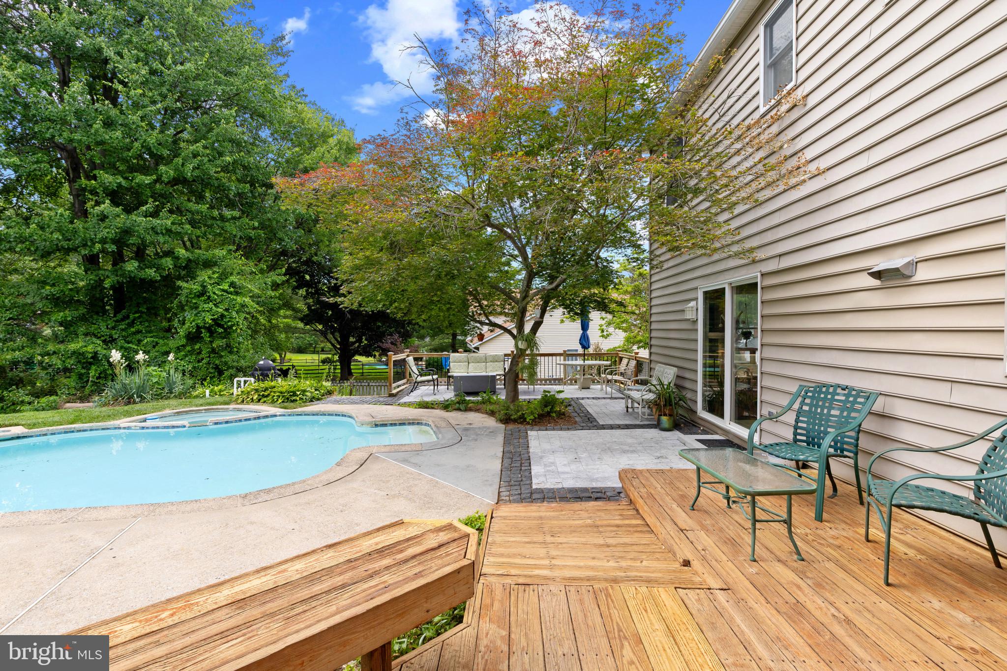CHATEAU VALLEY - Residential
