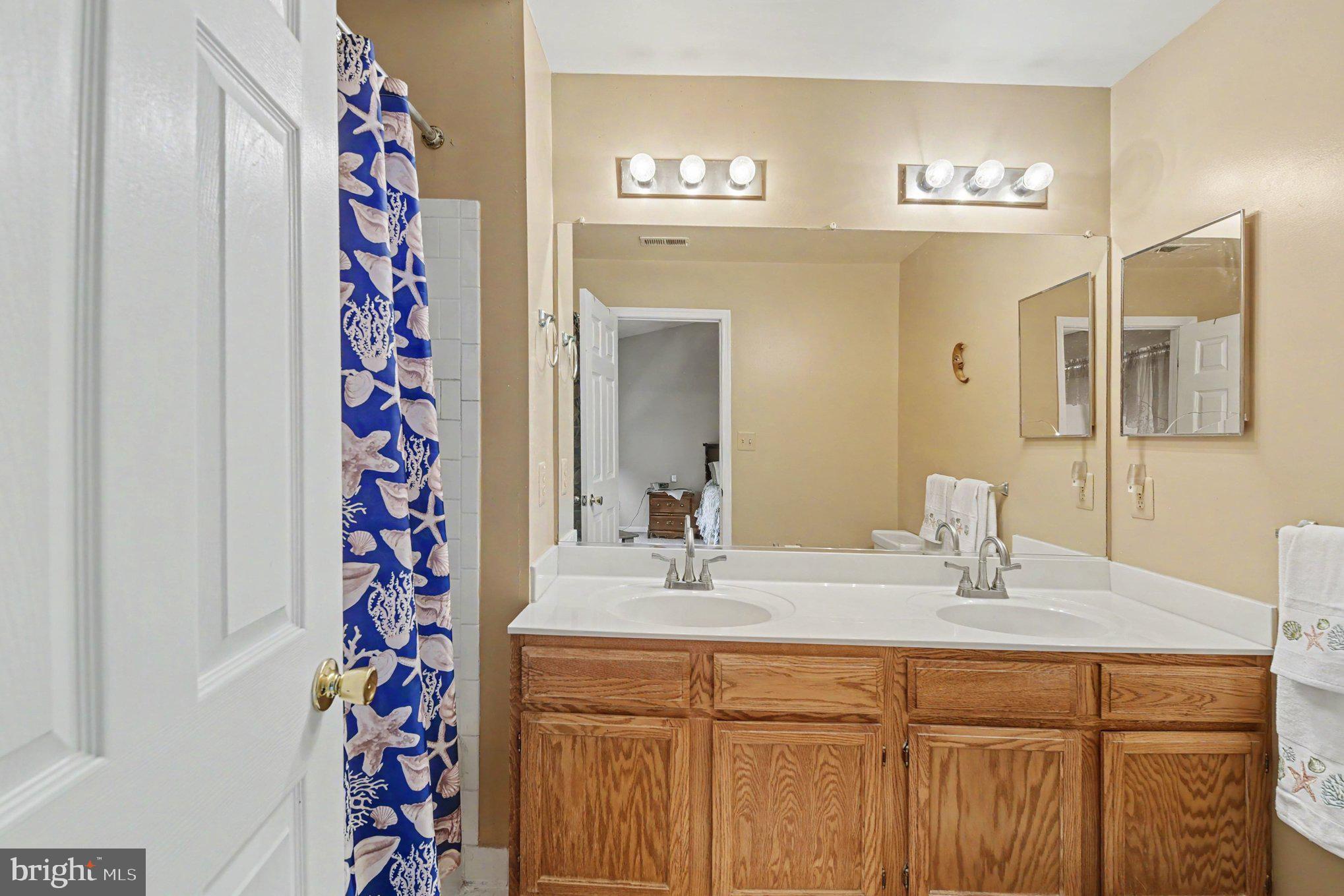 OAKHURST - Residential