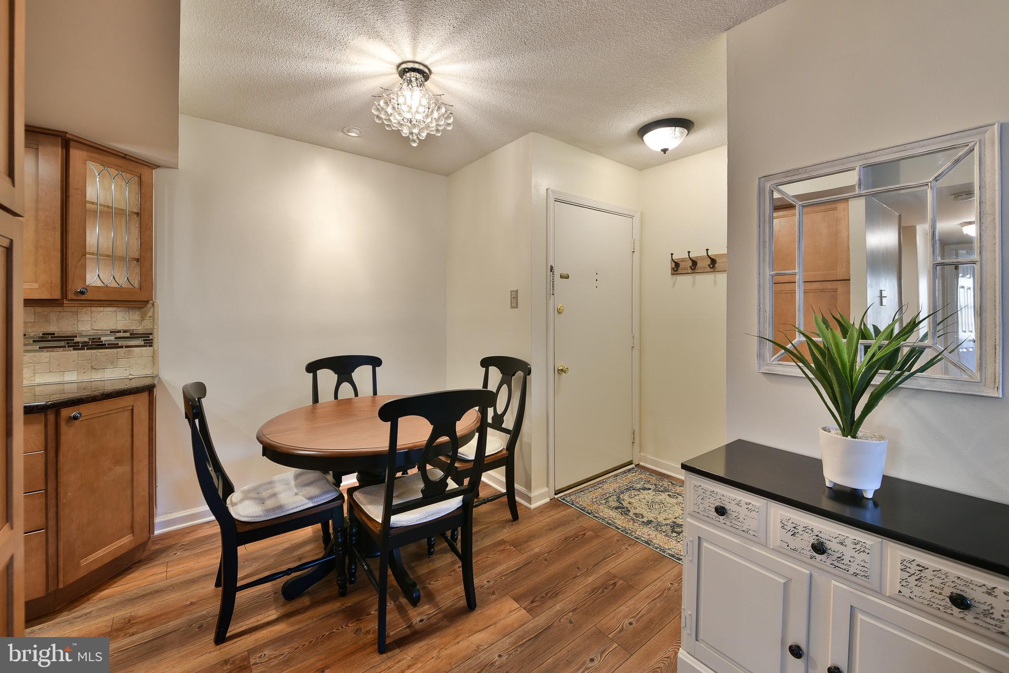 CHATHAM VIL OF TOW - Residential
