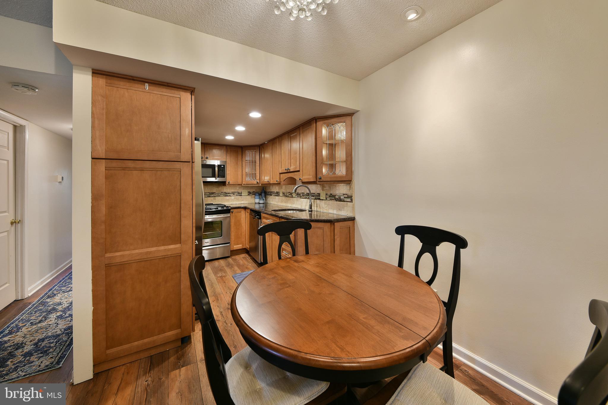 CHATHAM VIL OF TOW - Residential