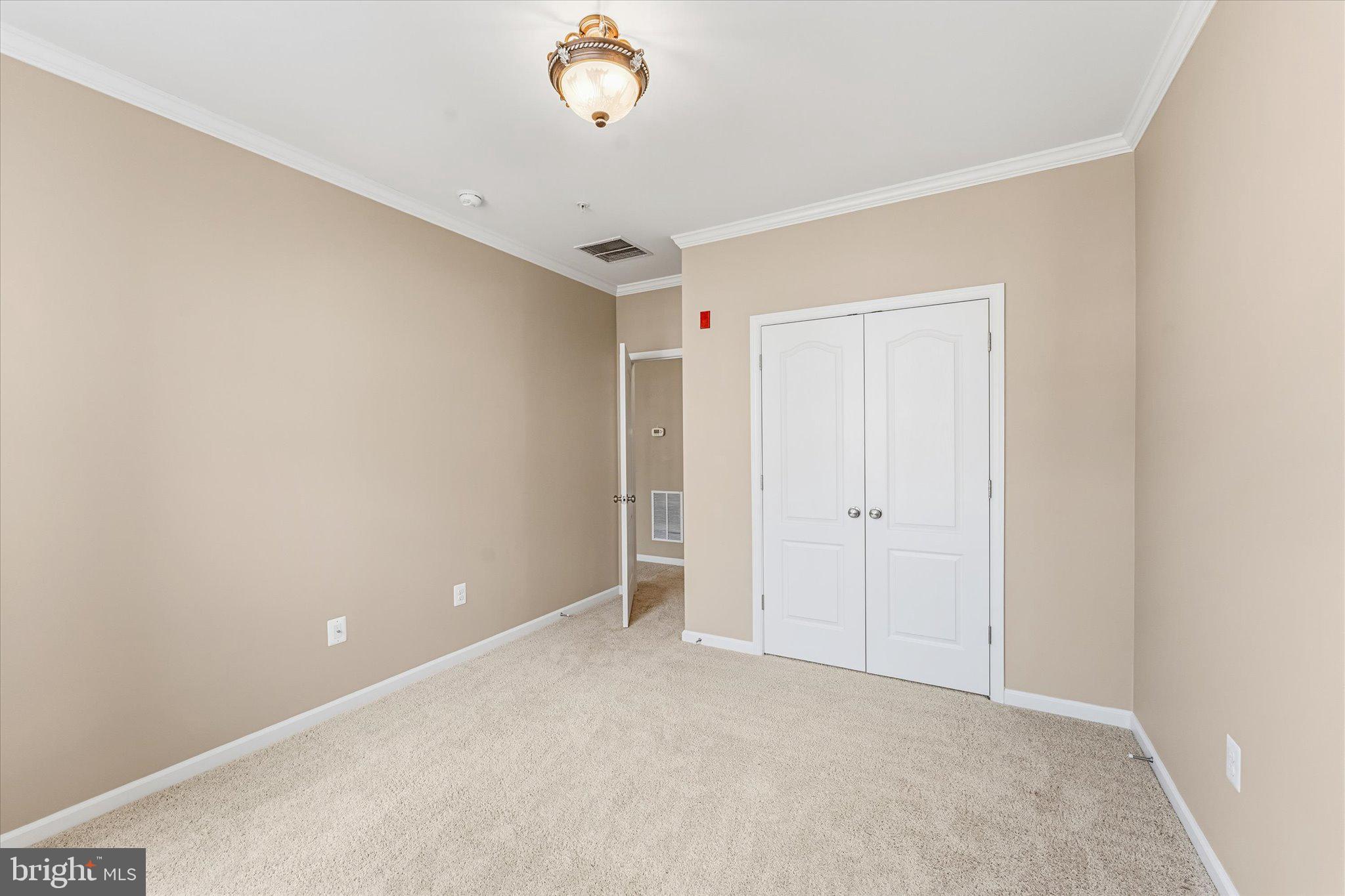 VILLAGES AT BROADLANDS CONDO - Residential