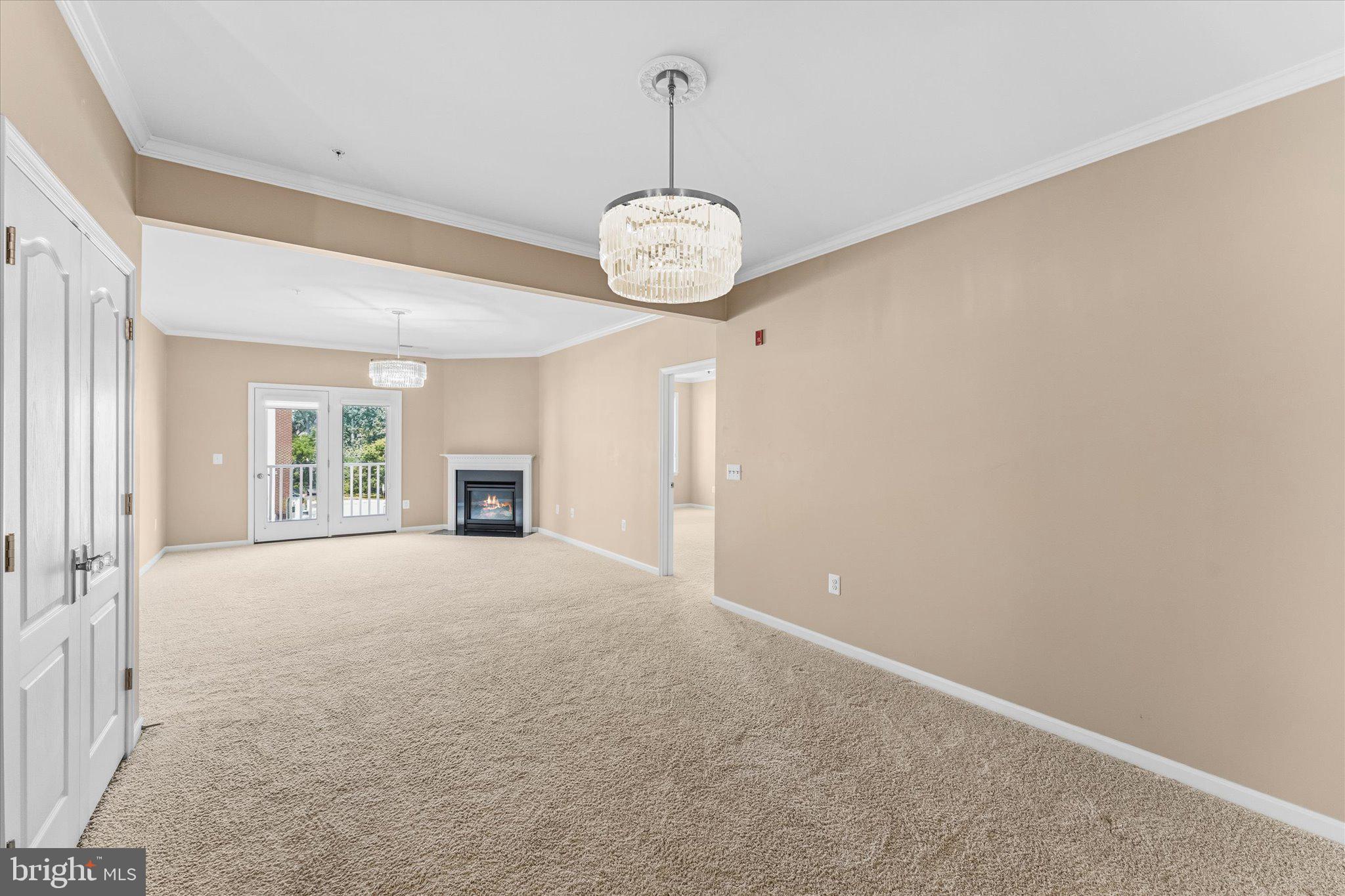 VILLAGES AT BROADLANDS CONDO - Residential