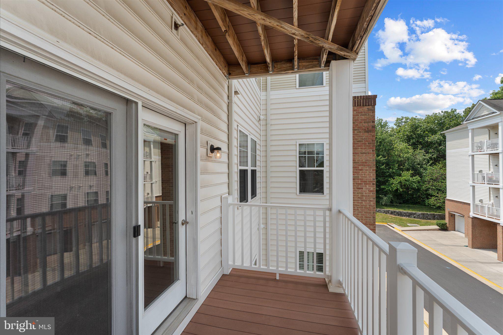 VILLAGES AT BROADLANDS CONDO - Residential