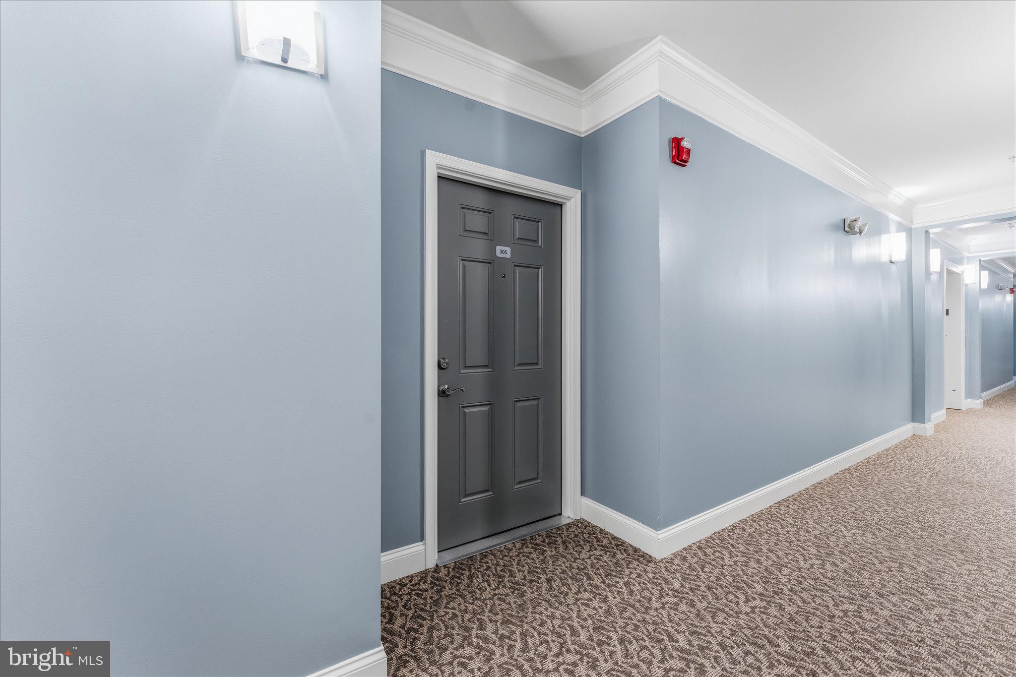 VILLAGES AT BROADLANDS CONDO - Residential