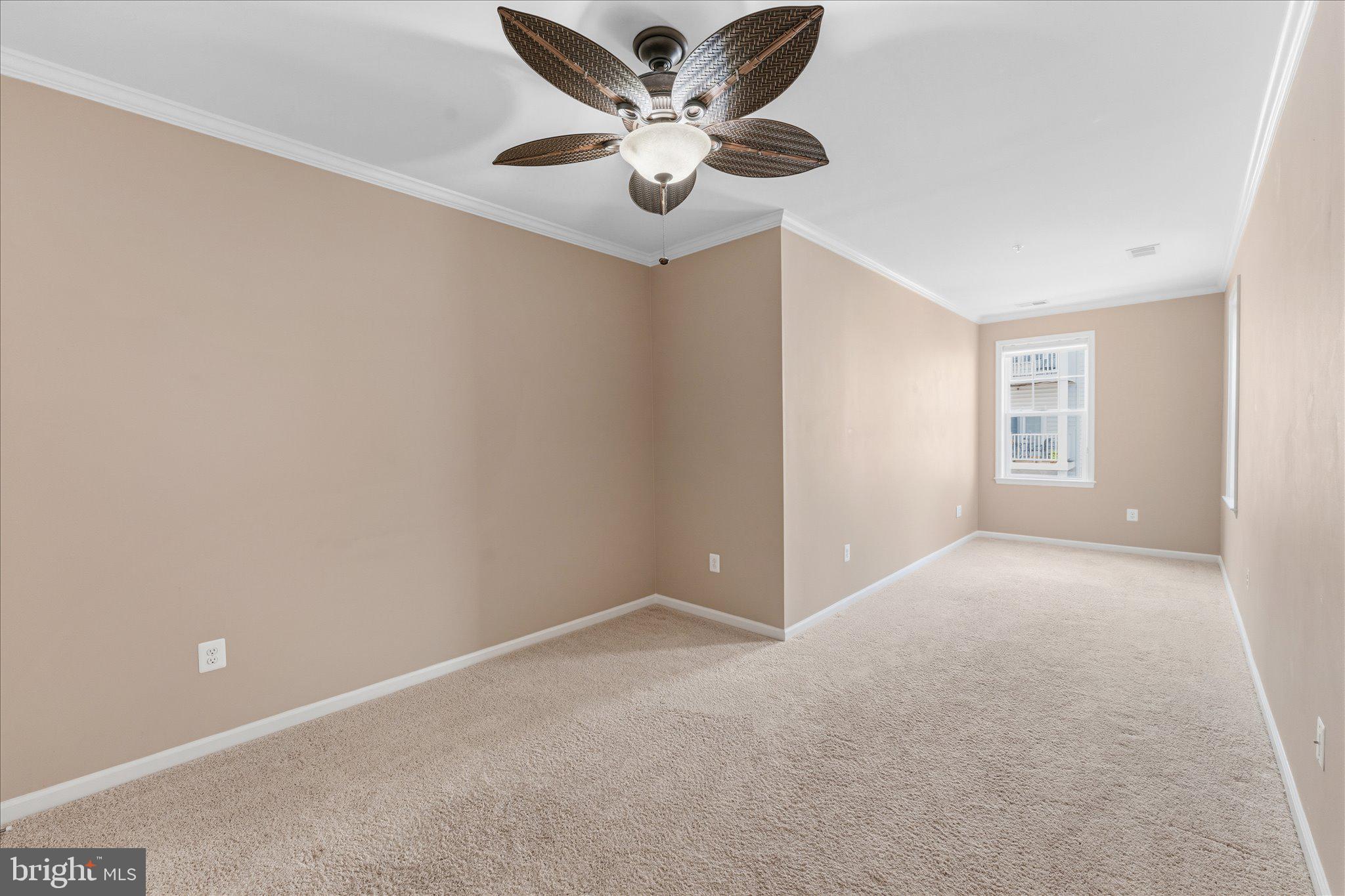 VILLAGES AT BROADLANDS CONDO - Residential