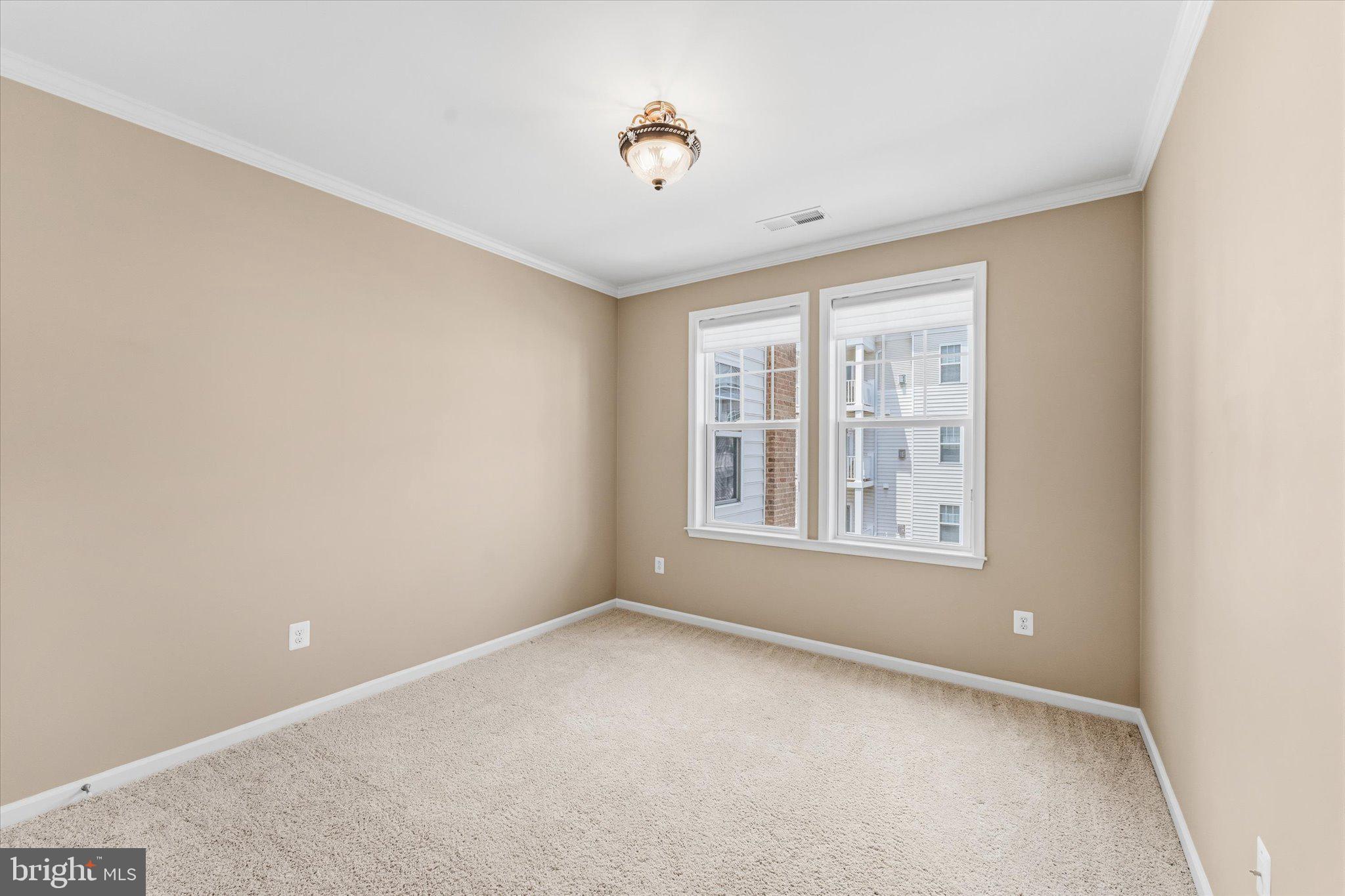 VILLAGES AT BROADLANDS CONDO - Residential