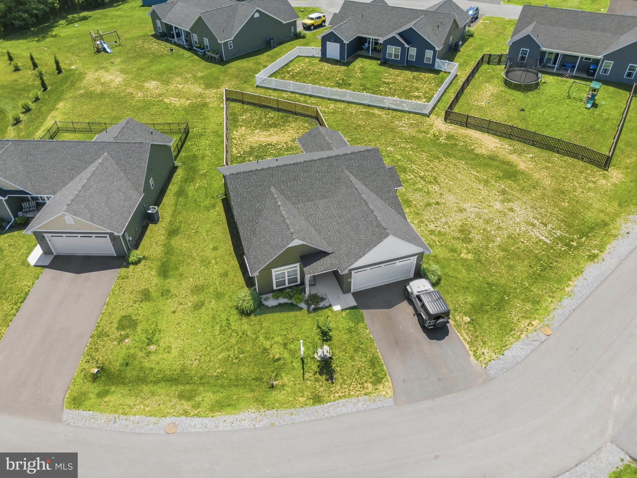 HARVEST GLEN - Residential
