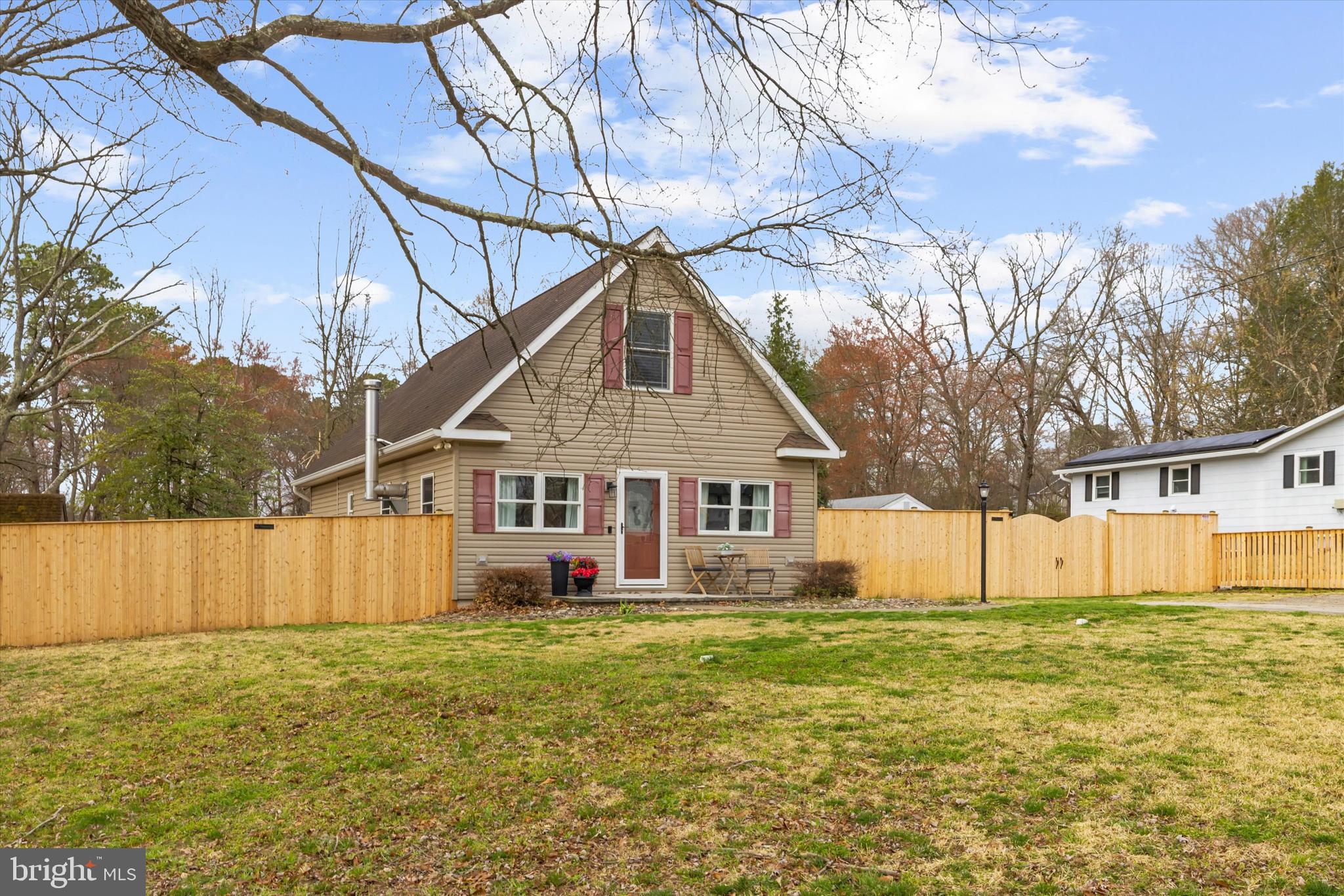 ELVATON ACRES - Residential