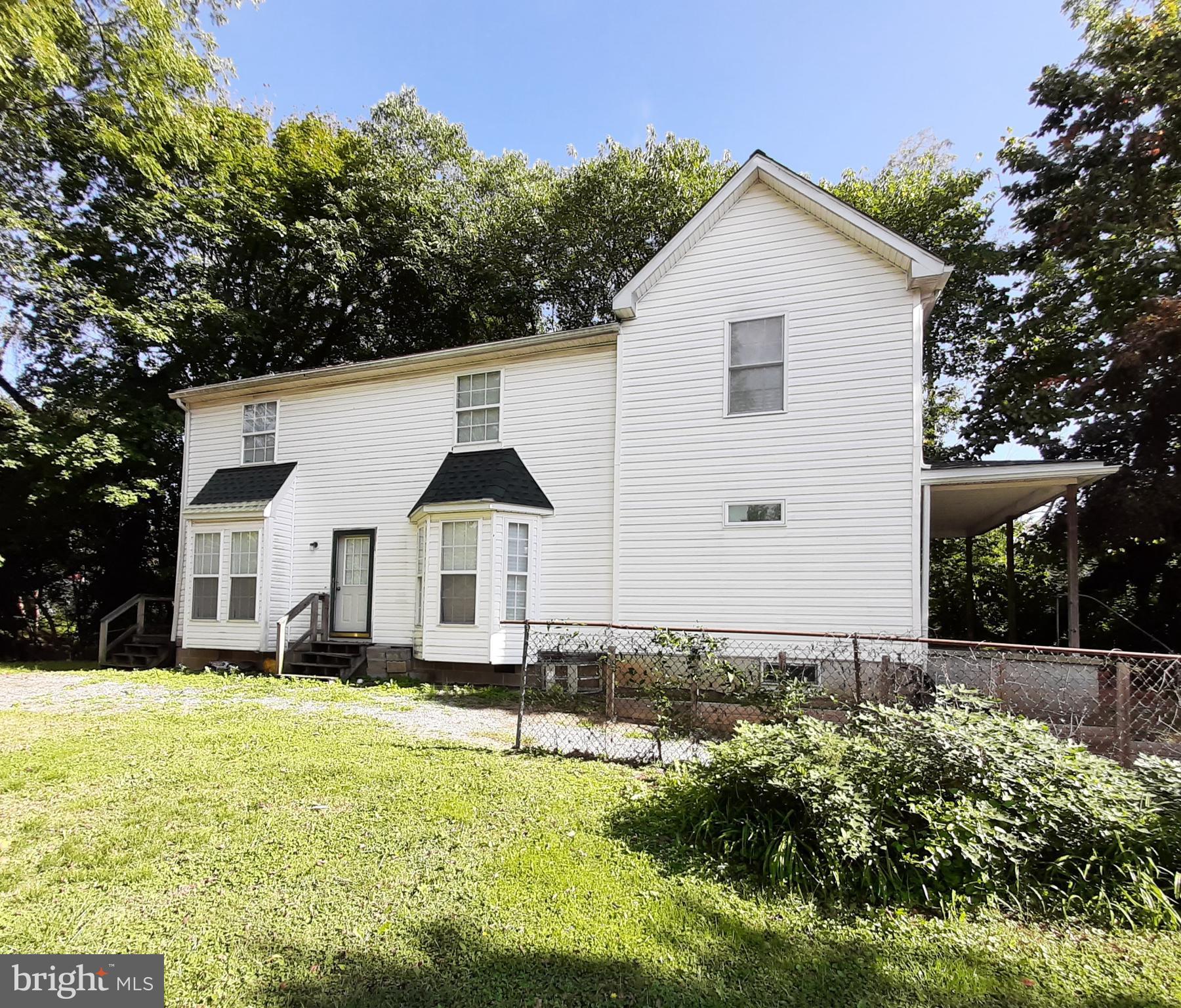 CENTREVILLE - Residential Lease