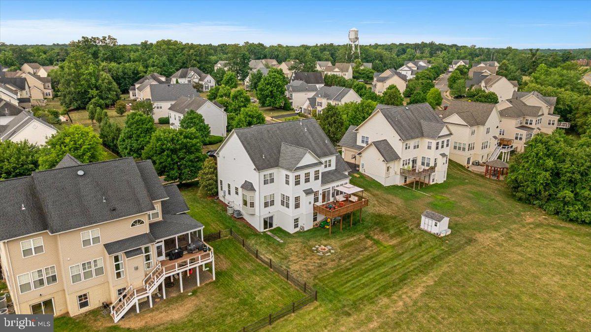 VINT HILL - Residential