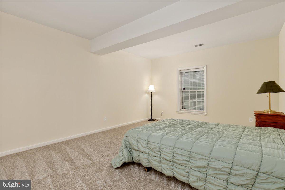 VINT HILL - Residential