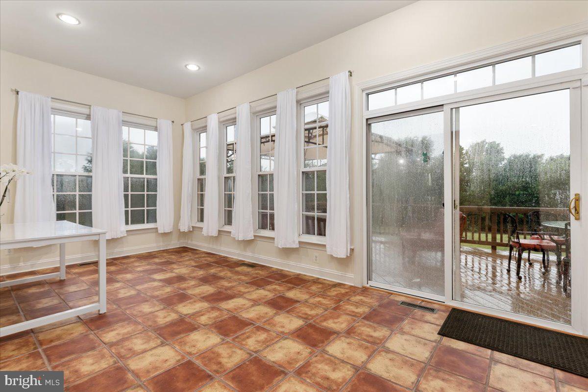 VINT HILL - Residential