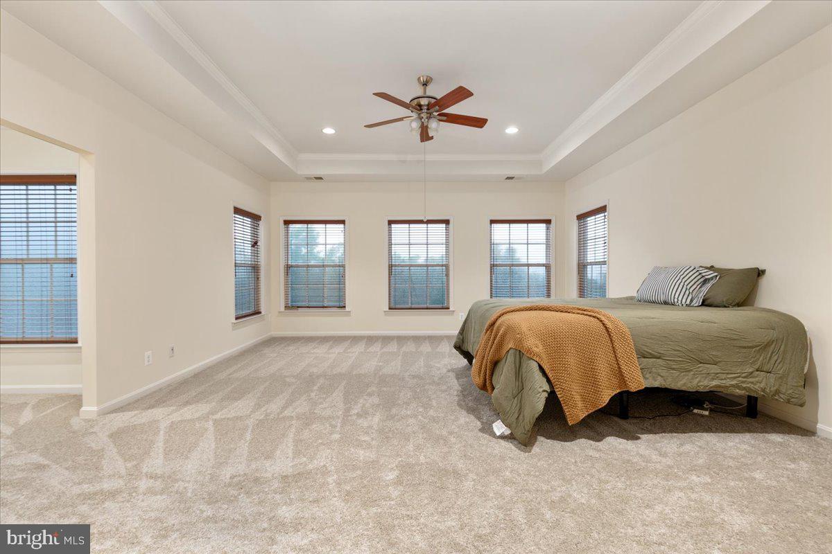 VINT HILL - Residential