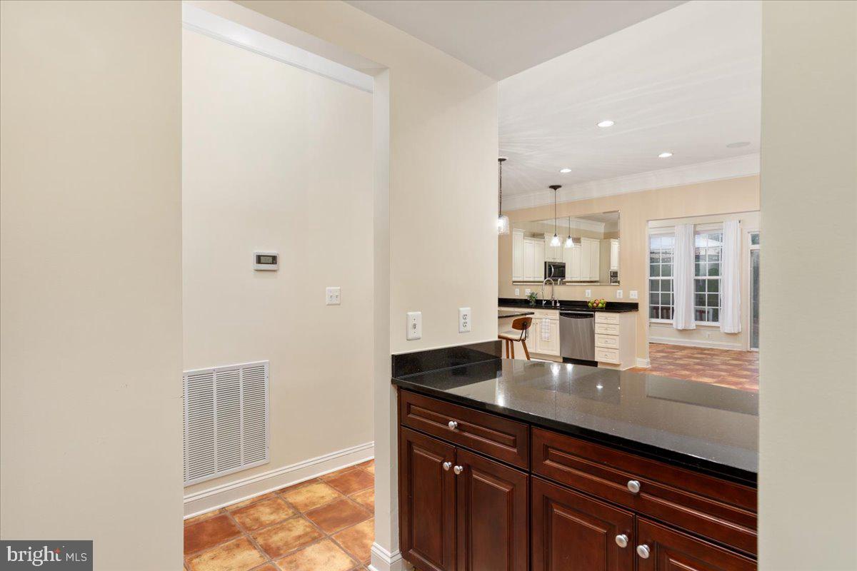 VINT HILL - Residential