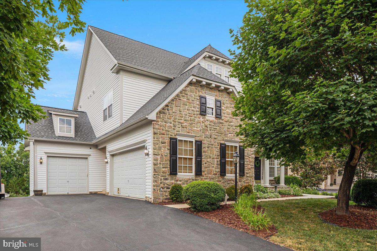 VINT HILL - Residential