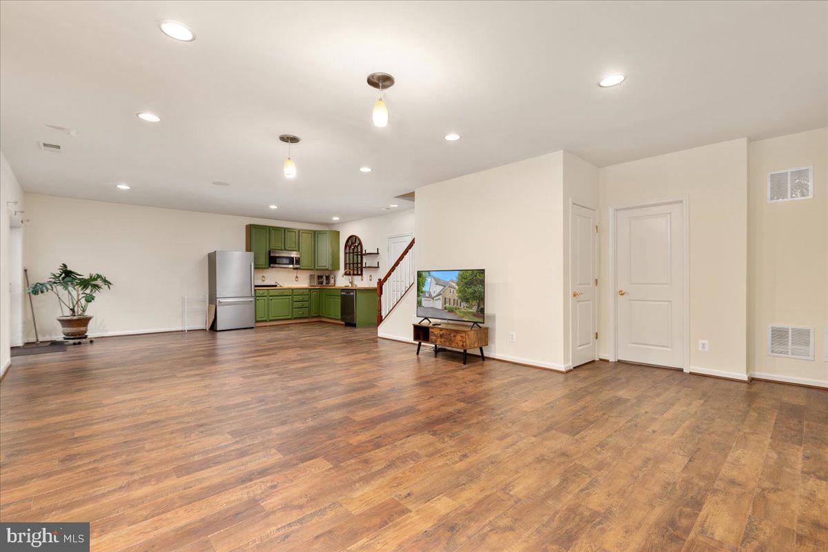 VINT HILL - Residential