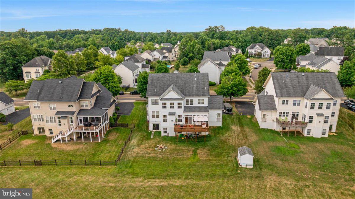 VINT HILL - Residential