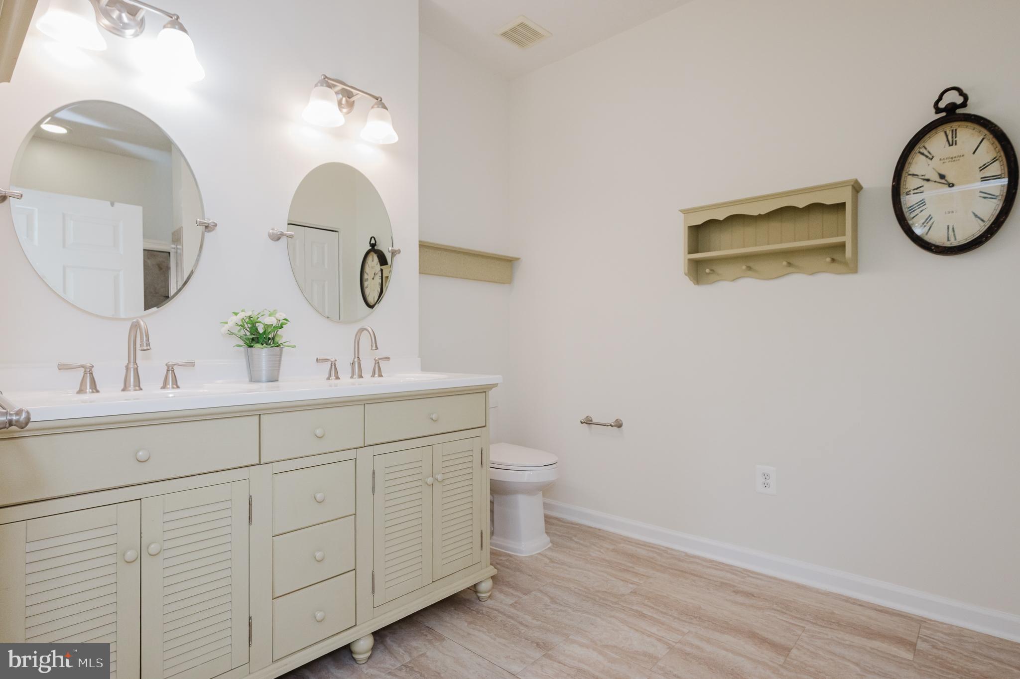 WHITE MARSH - Residential