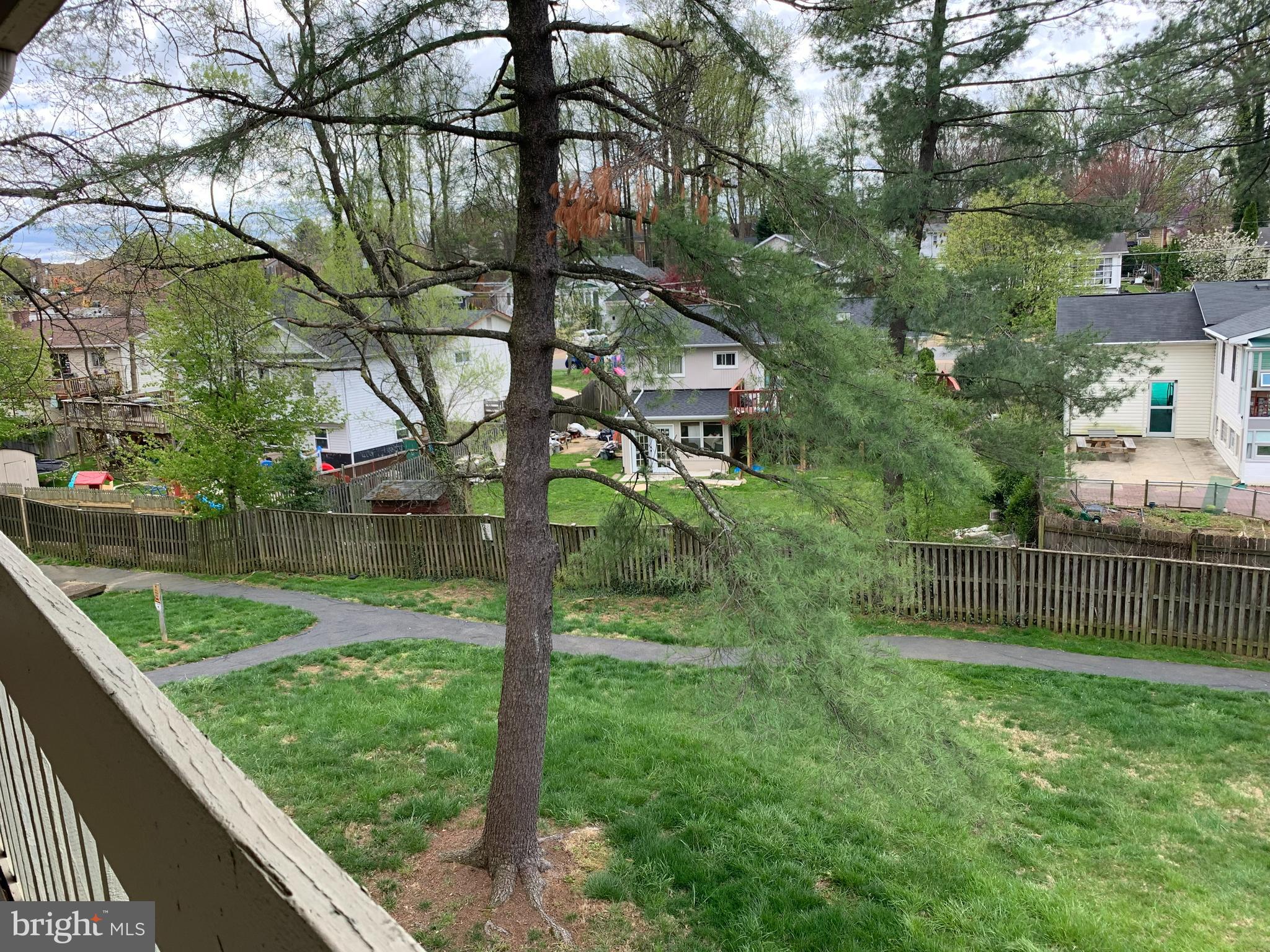 LITTLE RIVER SQ COND - Residential Lease