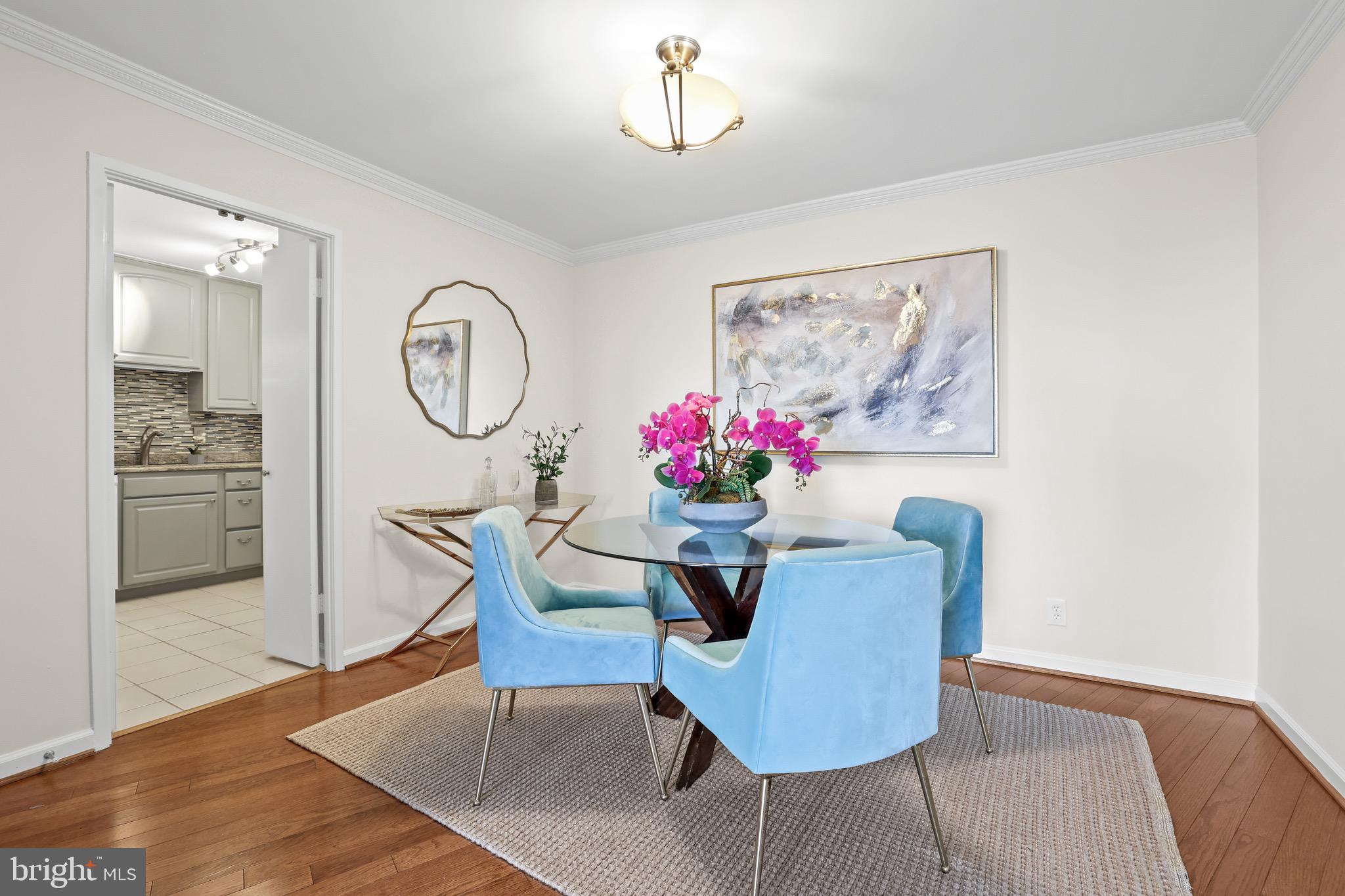 MONTEBELLO - Residential