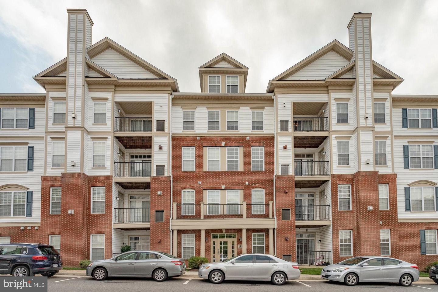 COURTS AT WESCOTT RIDGE - Residential