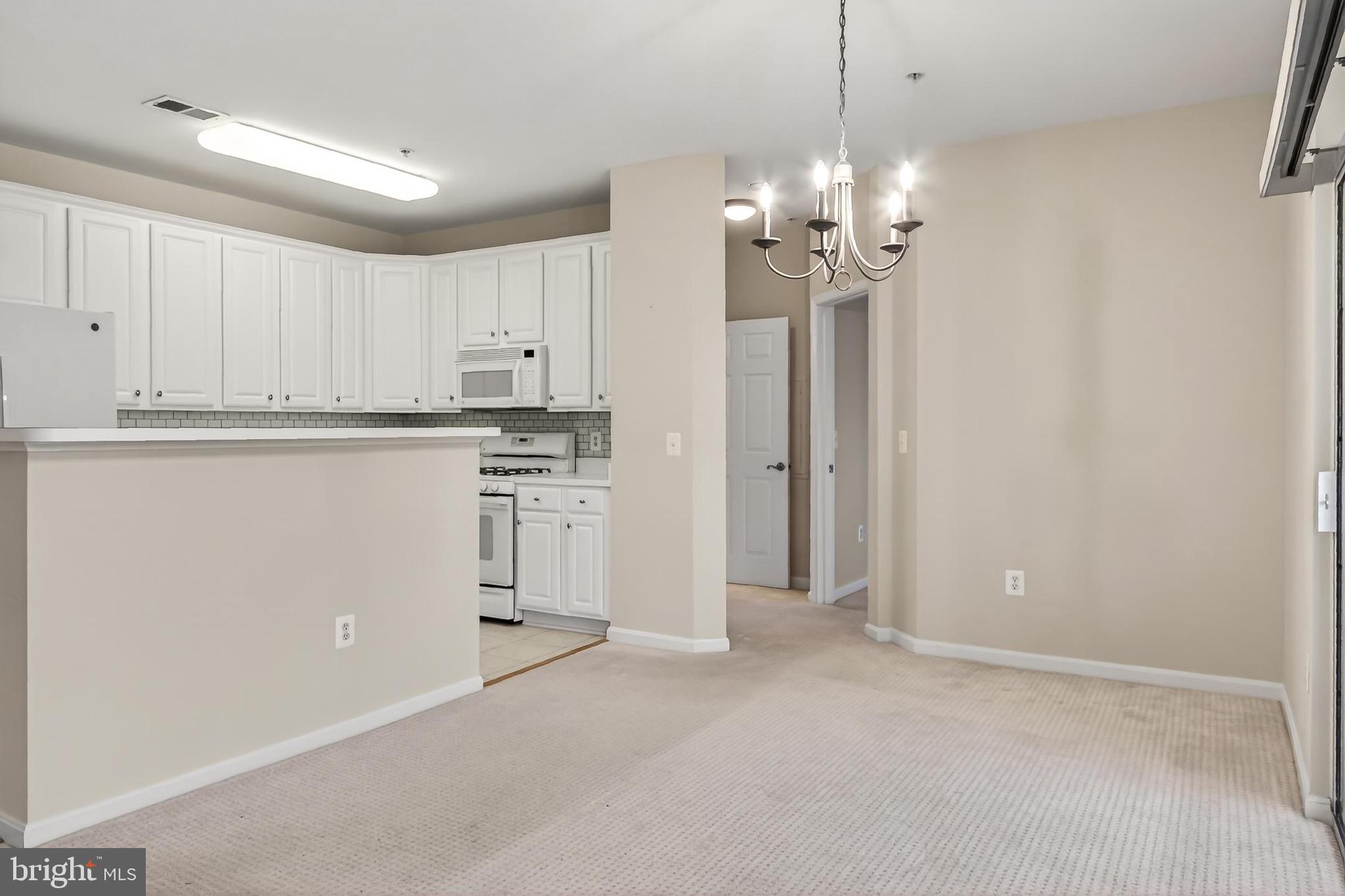 COURTS AT WESCOTT RIDGE - Residential