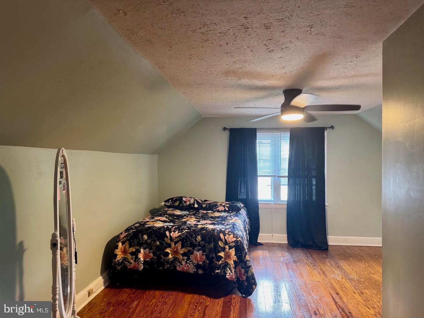 LANTZ HOOVER - Residential