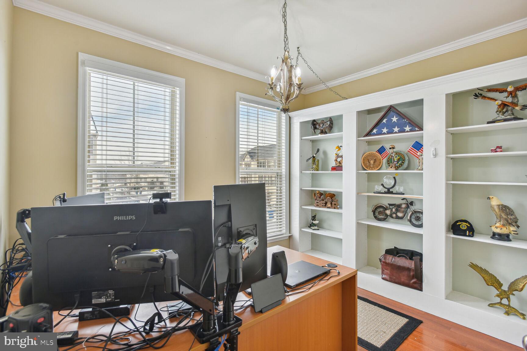 ALEXANDERS CHASE - Residential