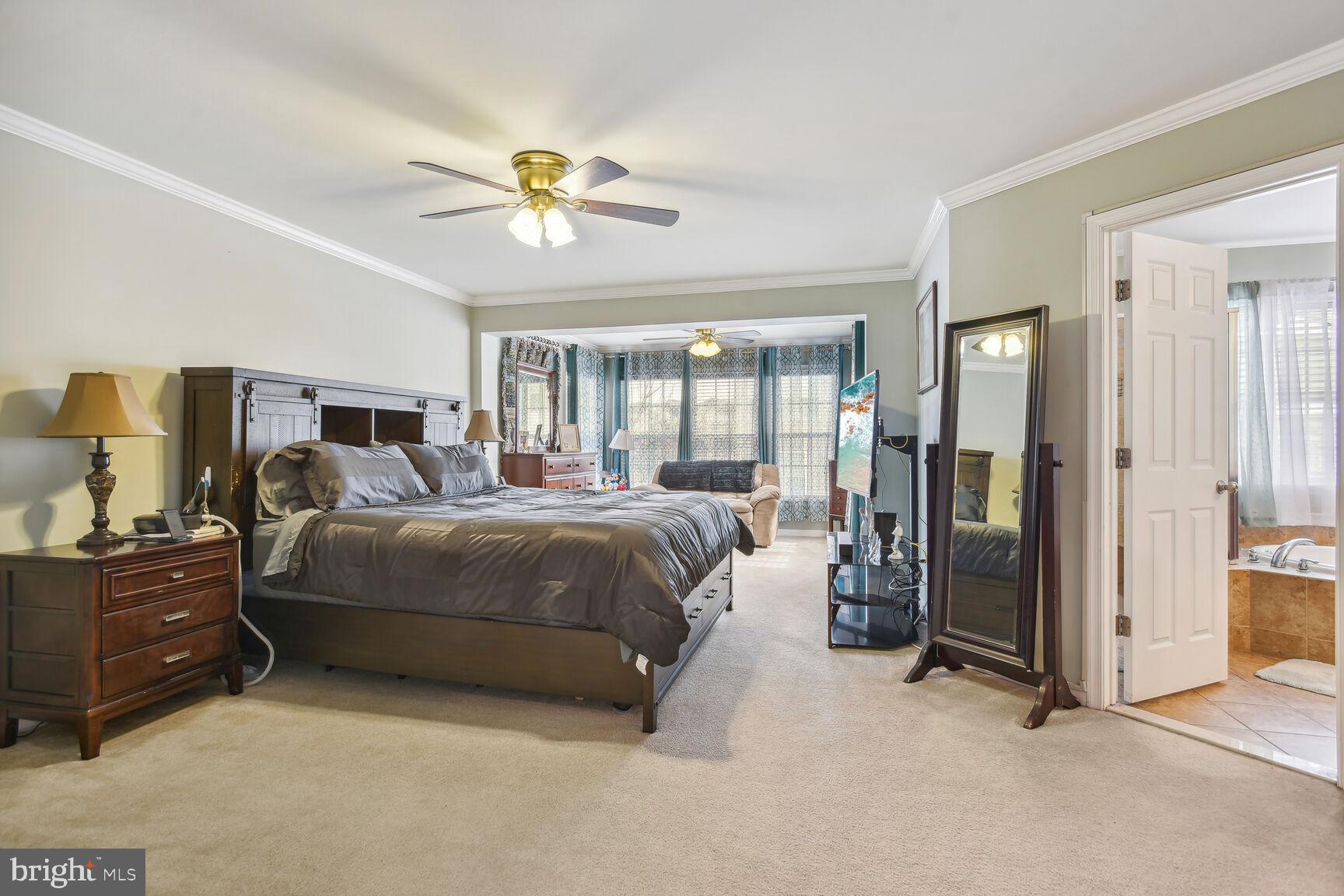 ALEXANDERS CHASE - Residential