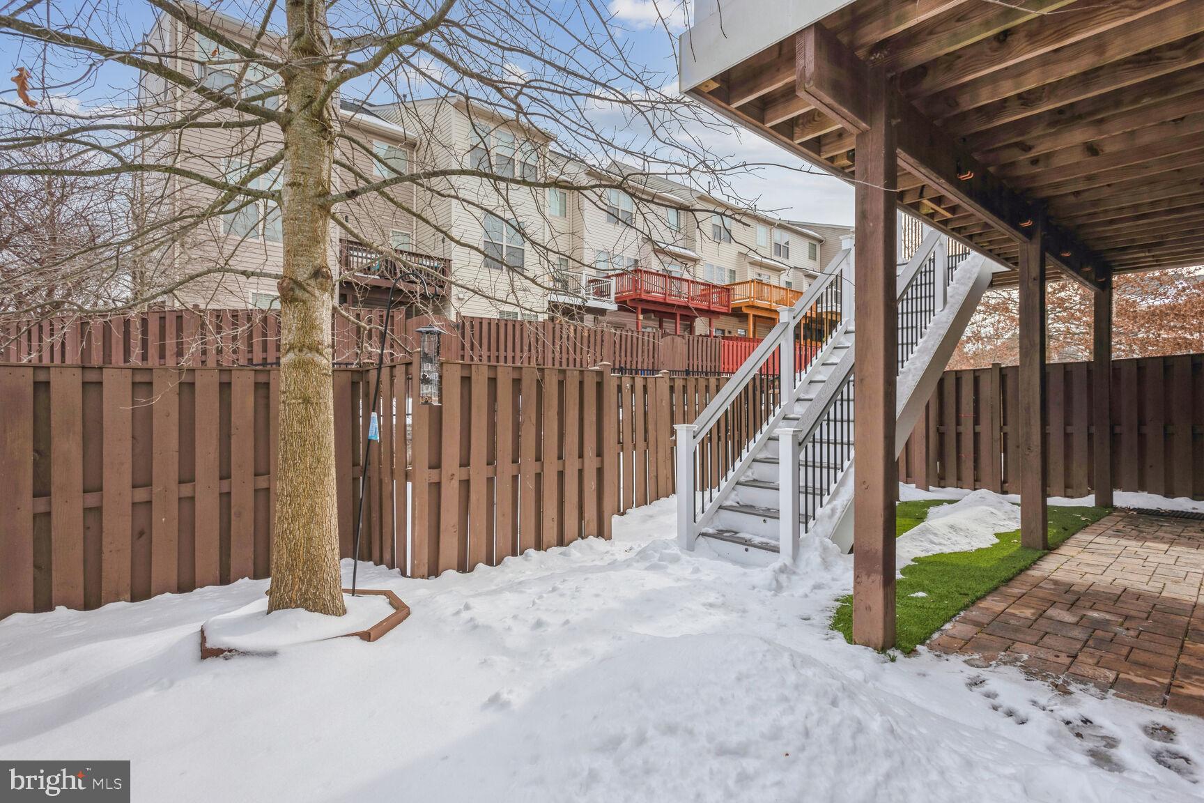 ALEXANDERS CHASE - Residential
