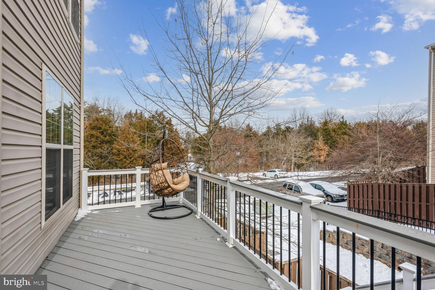 ALEXANDERS CHASE - Residential