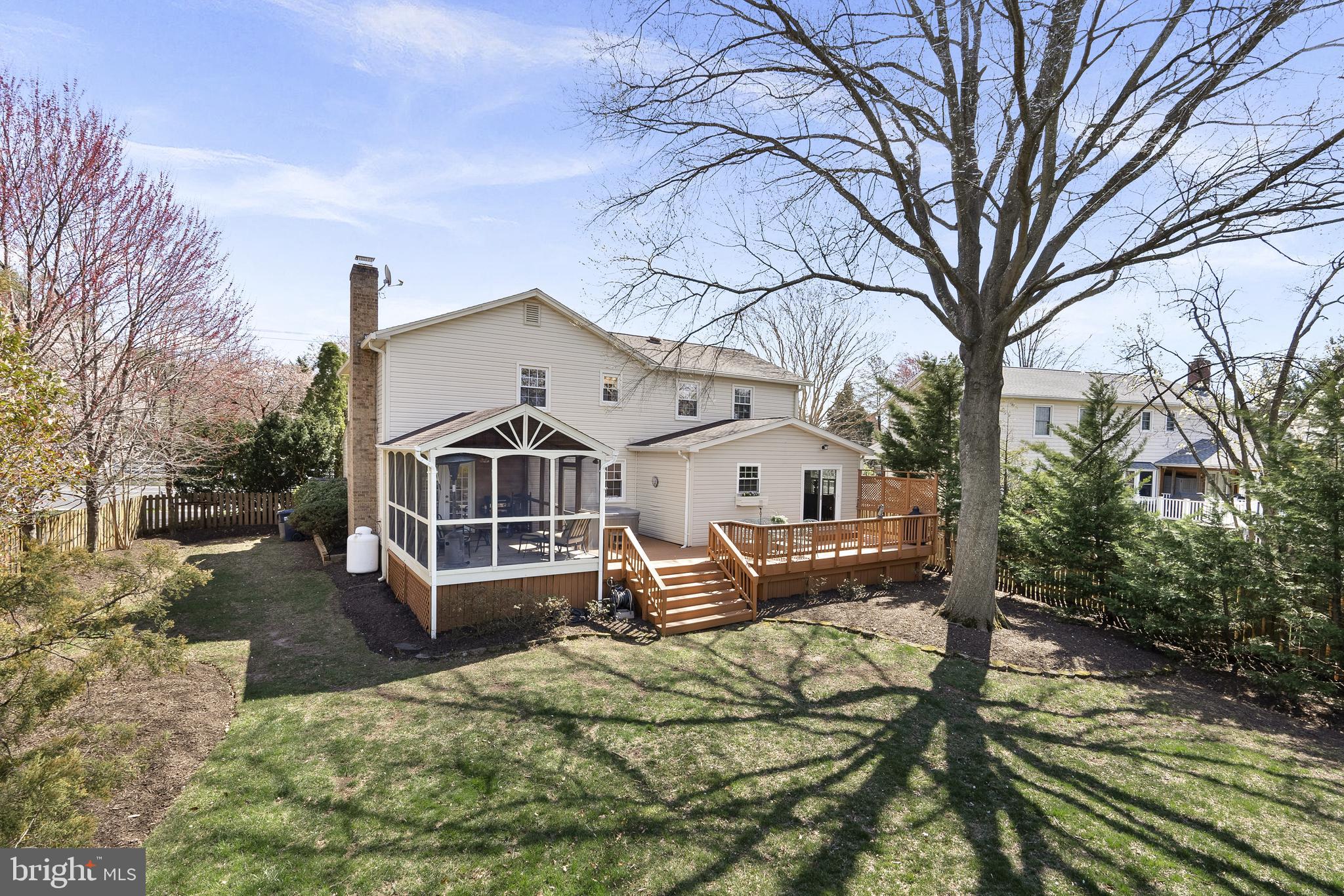 BROOKFIELD WOODS - Residential