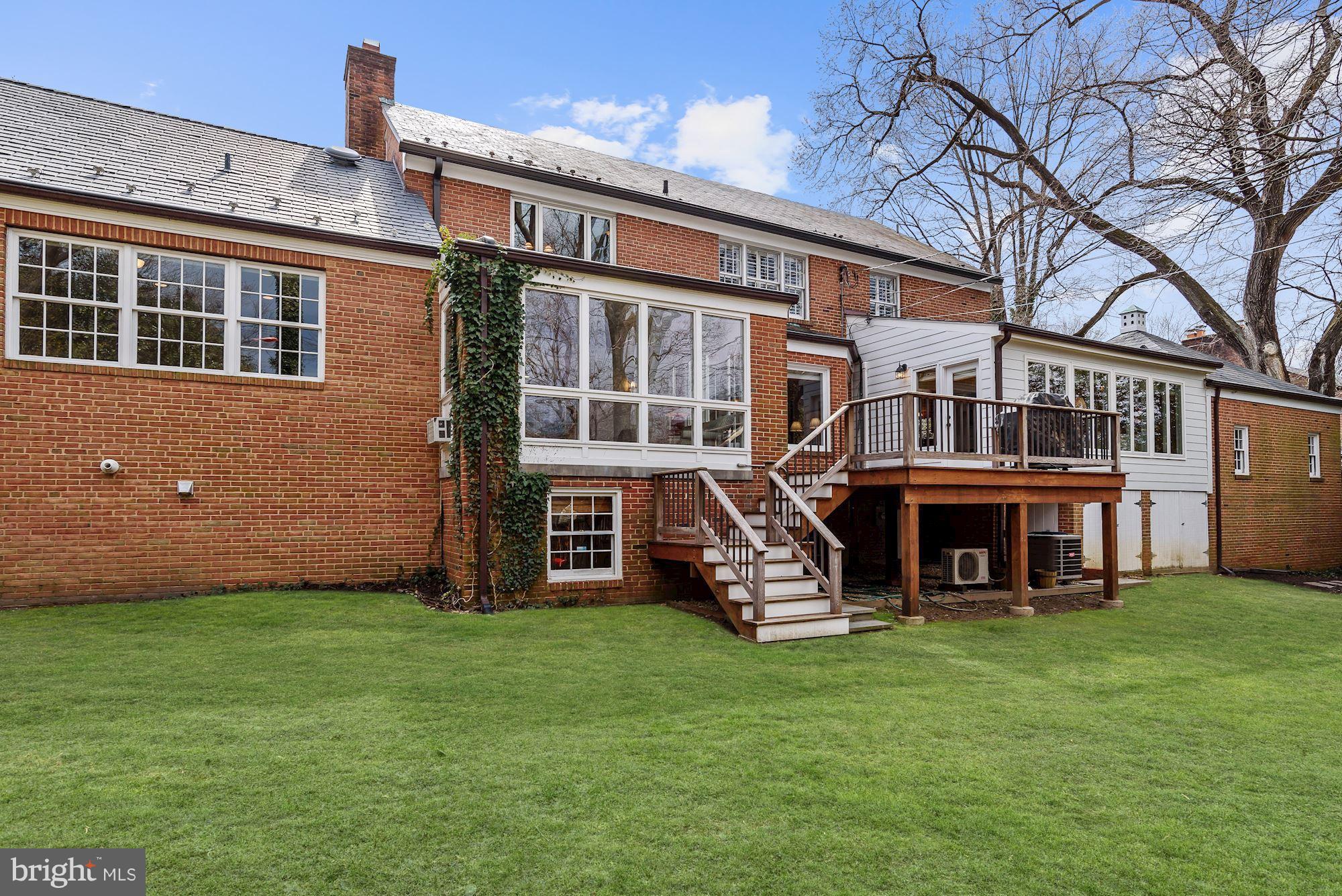 CHEVY CHASE - Residential