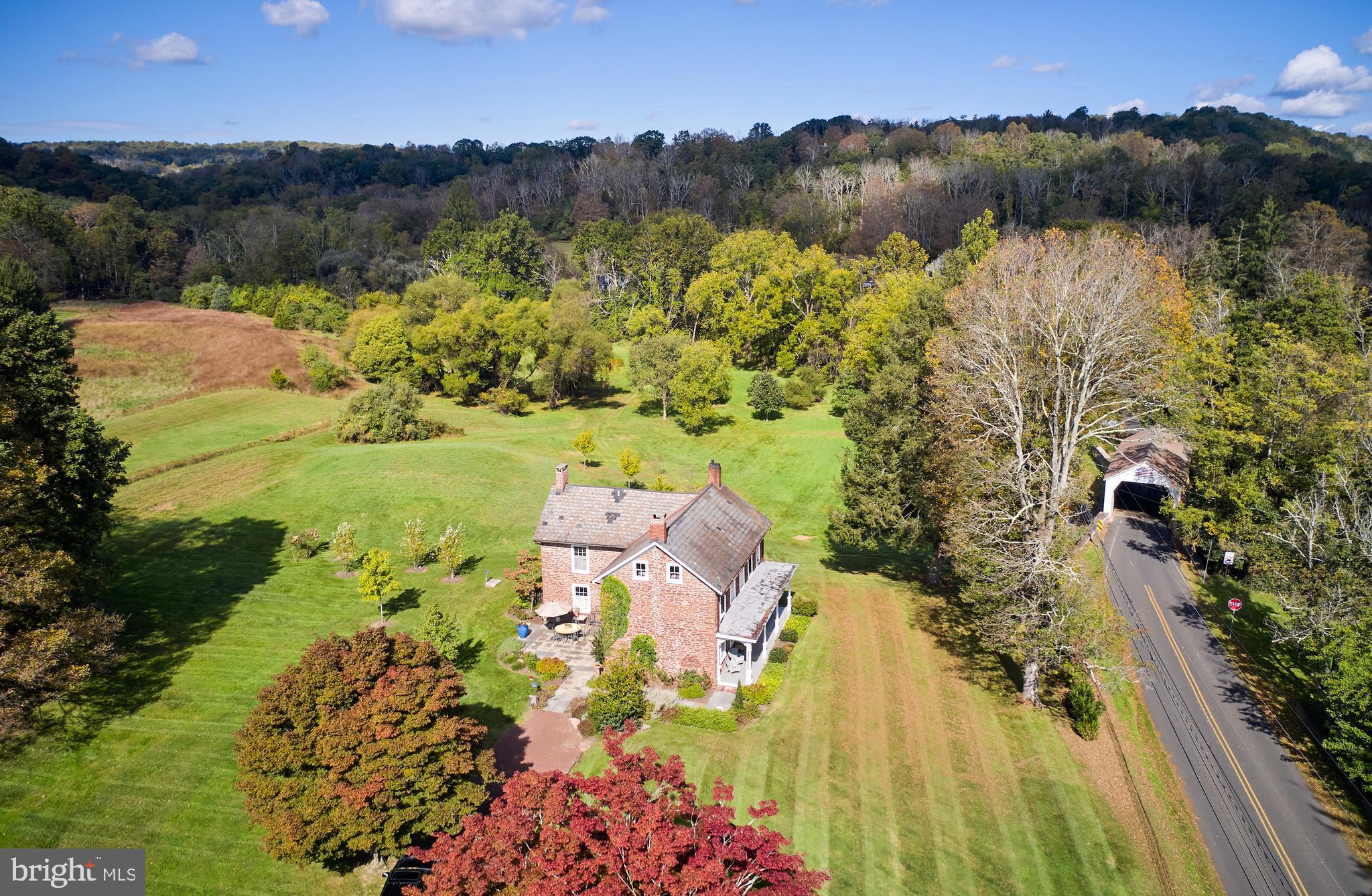ROLLING HILLS - Residential
