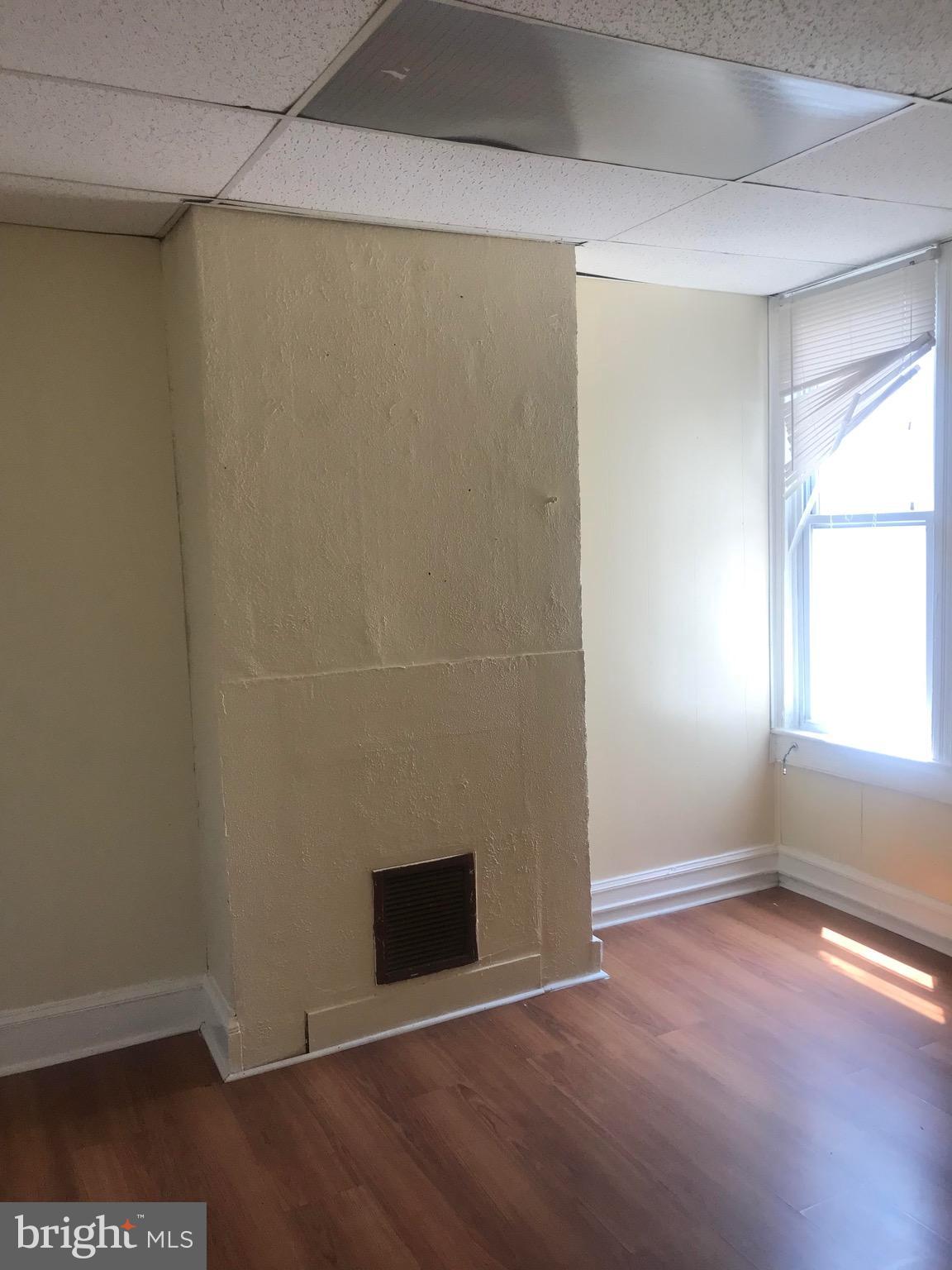 OLIVER - Residential Lease
