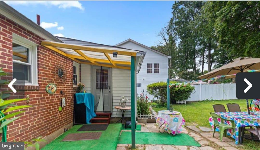 FAIRFAX WOODS - Residential Lease