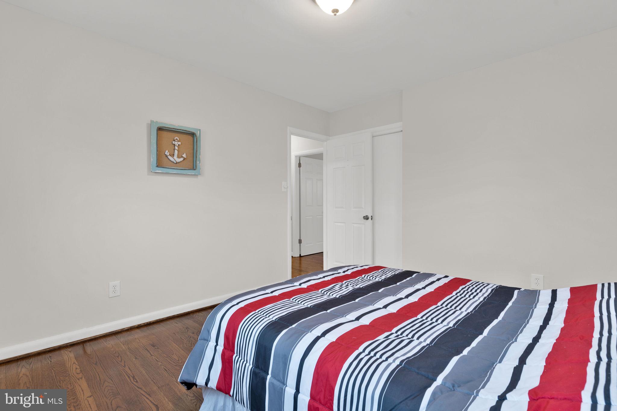 FRIENDLY HILLS - Residential