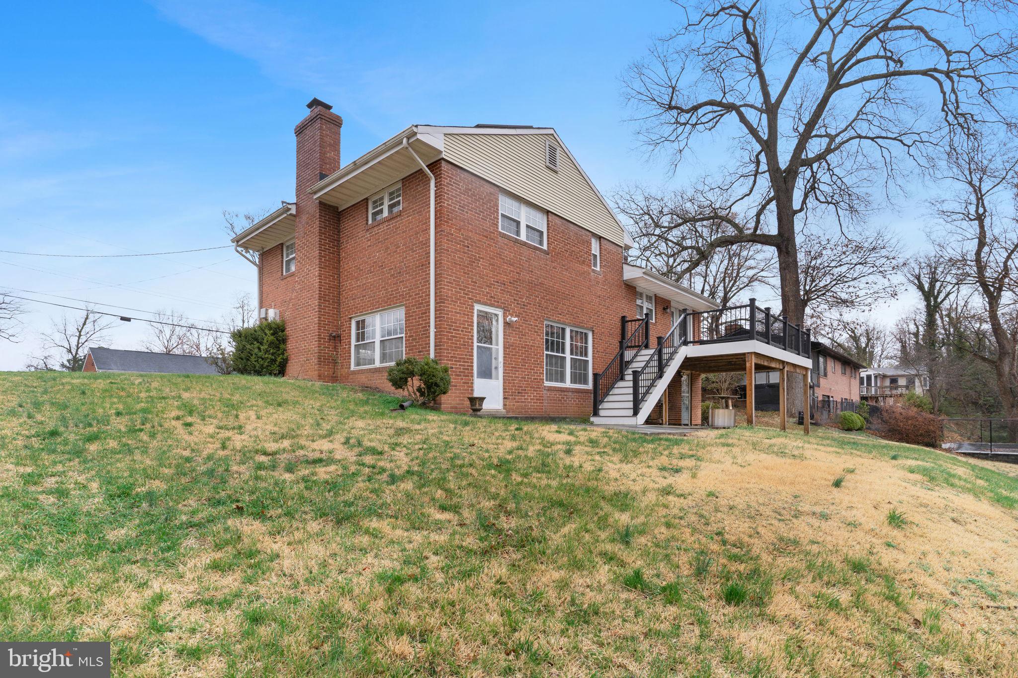 FRIENDLY HILLS - Residential