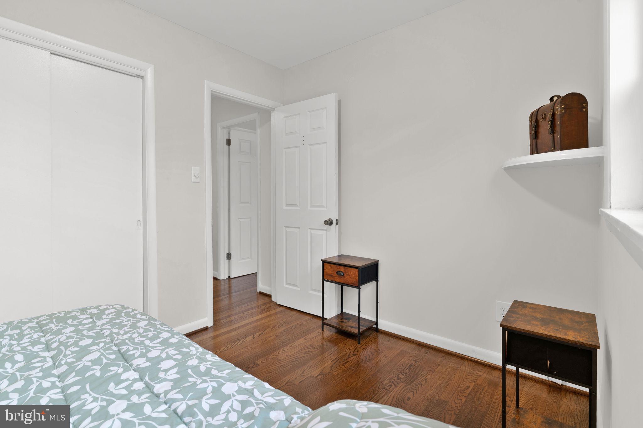 FRIENDLY HILLS - Residential