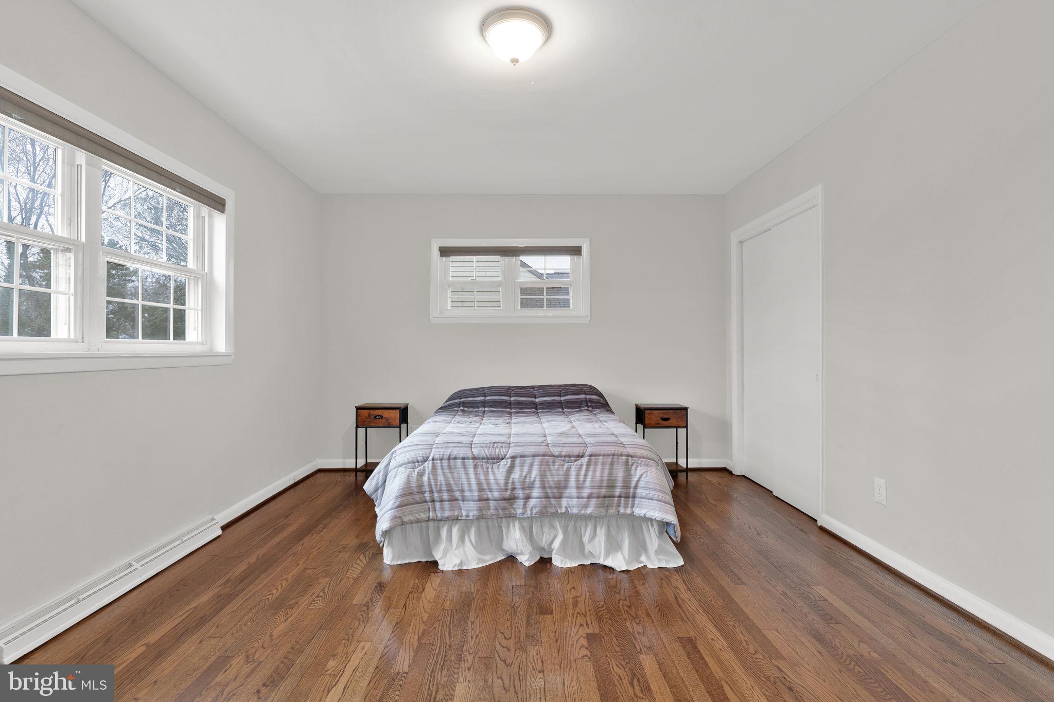 FRIENDLY HILLS - Residential