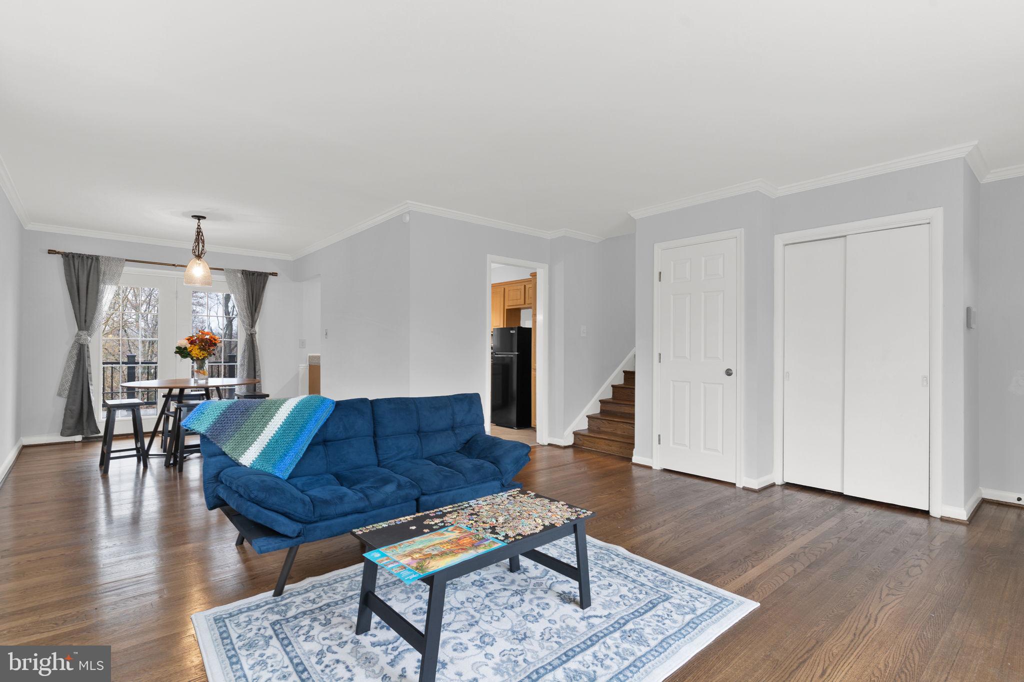FRIENDLY HILLS - Residential